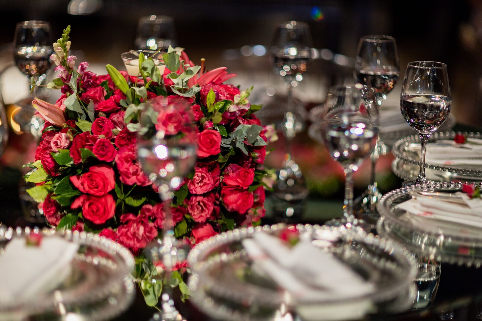 Aman Essence candles at a luxury event