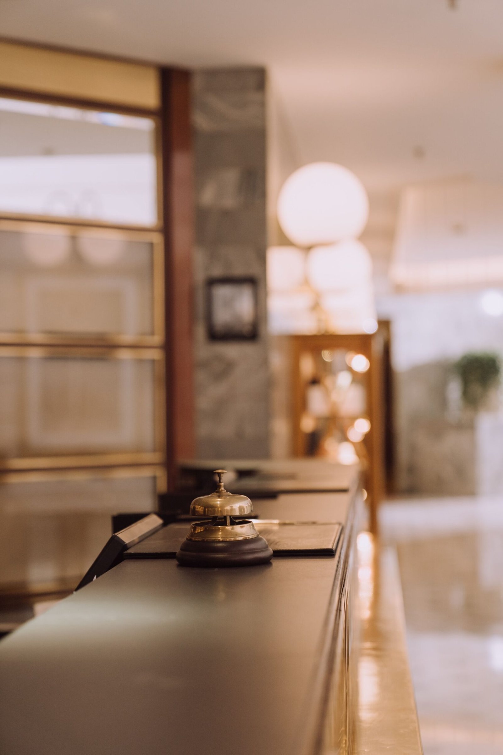 Aman Essence candle in a hospitality space